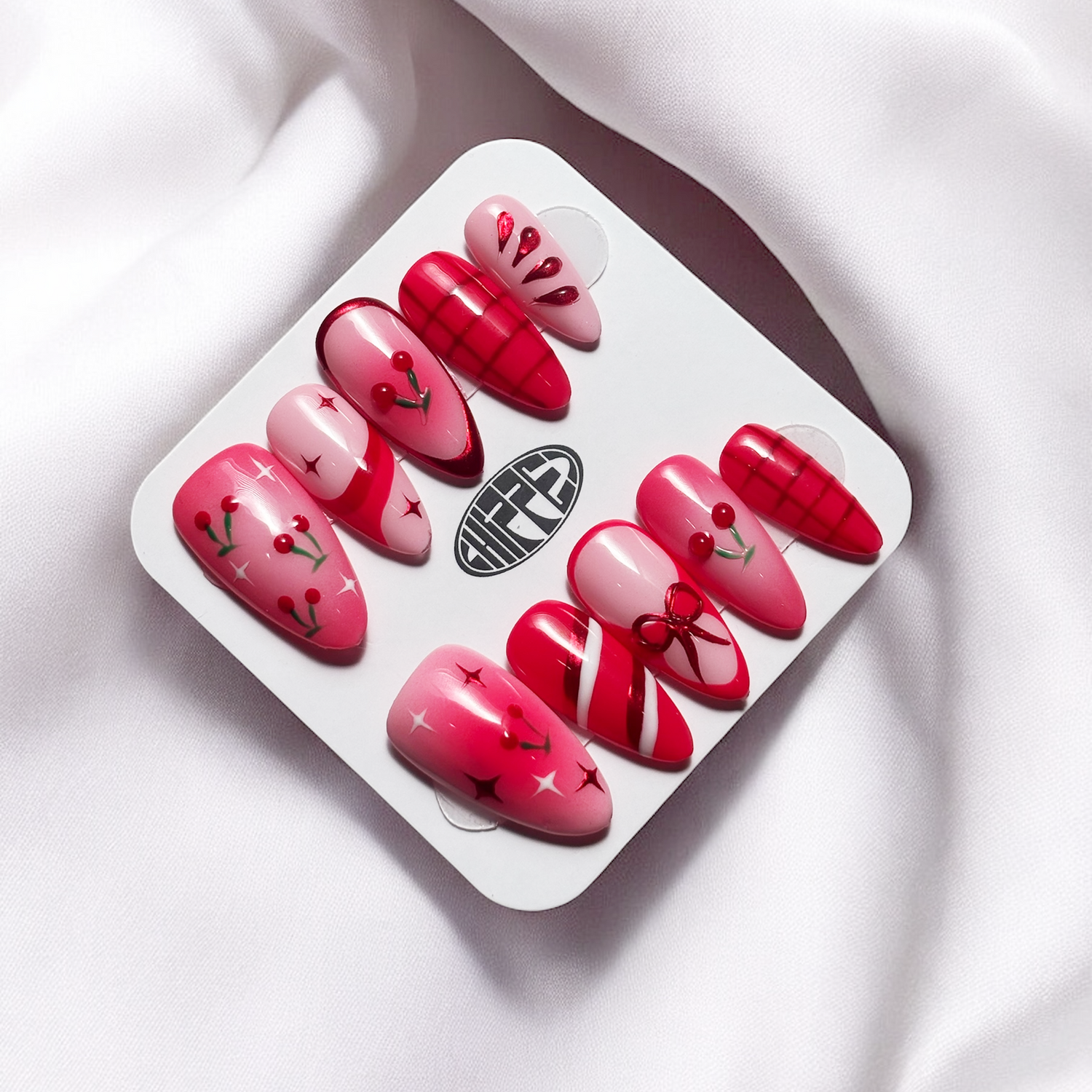 Chipped Social :nail_care: