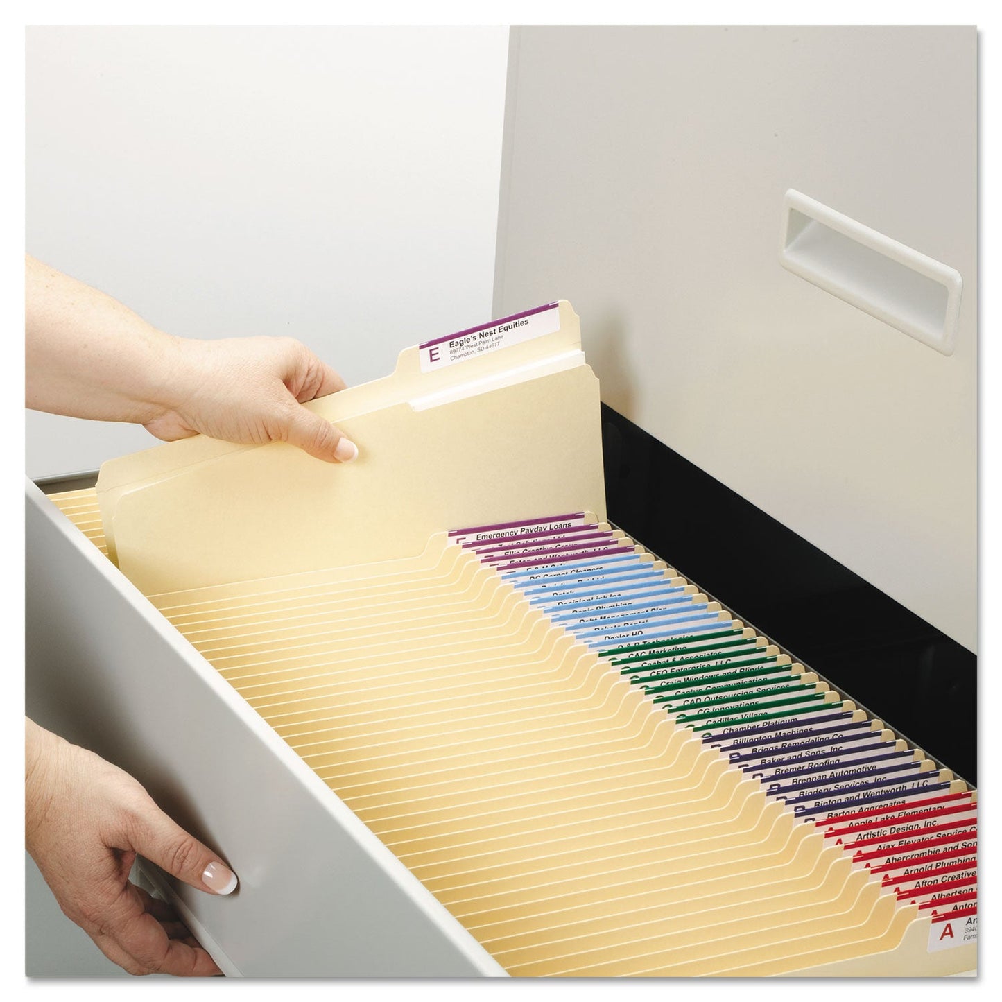 Smead Reinforced Guide Height File Folders, 2/5-Cut Tabs: Right Position, Letter Size, 0.75" Expansion, Manila, 100/Box