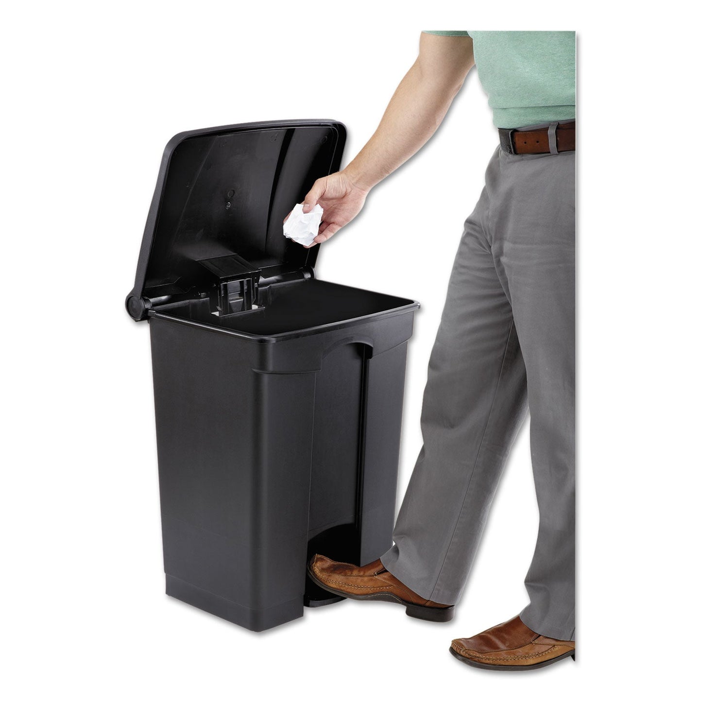 Safco Large Capacity Plastic Step-On Receptacle, 17 gal, Black