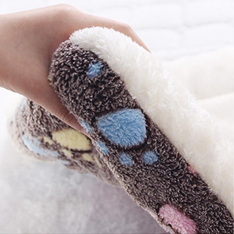 Ultimate Pet Bed & Play Mat: Cozy Comfort with Fun Toy Fish for Cats & Dogs