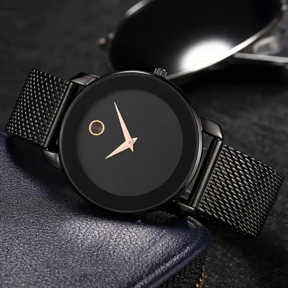 A Stylish Women'S Quartz Watch with a Mesh Strap - Featuring a Golden round Dial, Fashionable Zinc Alloy Strap and Case, a Casual Decorative Accessory, Perfect as a Ramadan Gift or a Present for Mom.