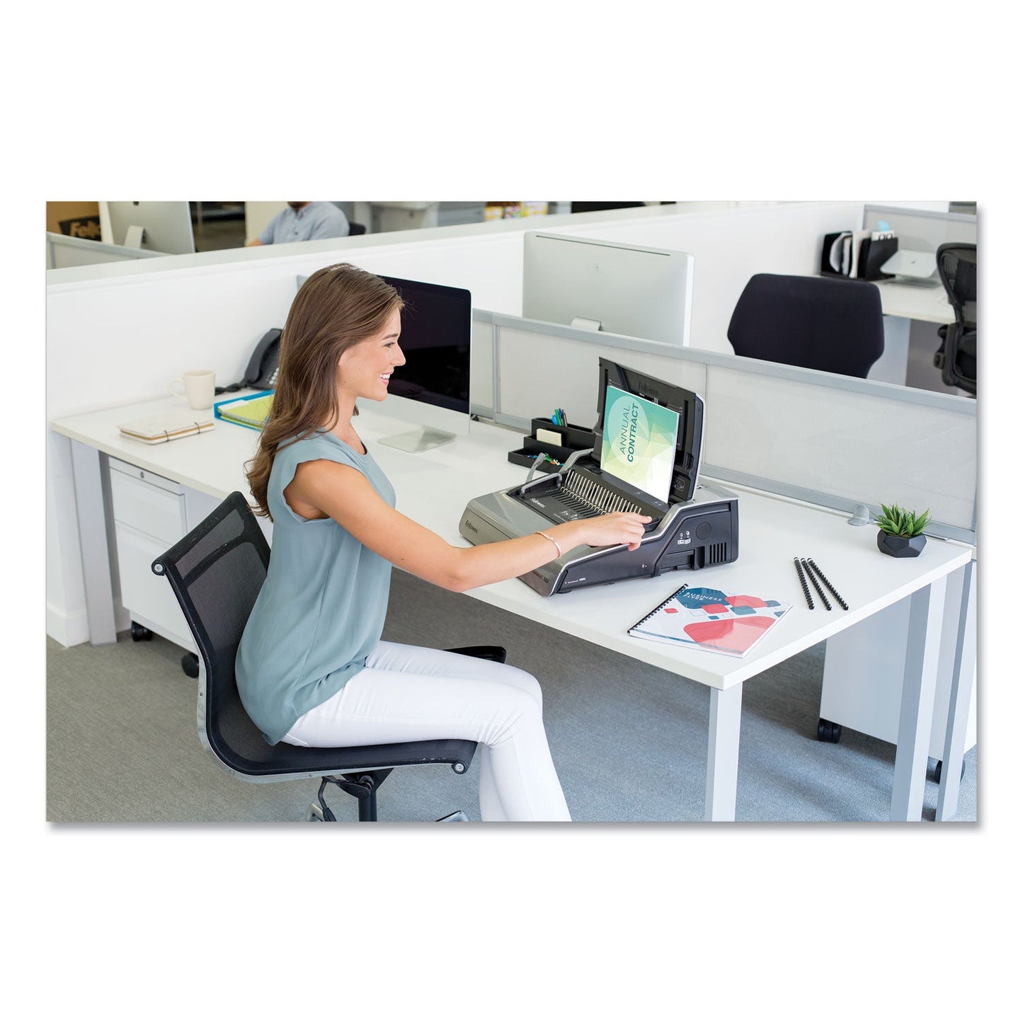 Fellowes Galaxy 500 Electric Comb Binding System, 500 Sheets, 19.63 x 17.75 x 6.5, Gray