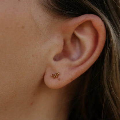 Bow Flat Back Studs