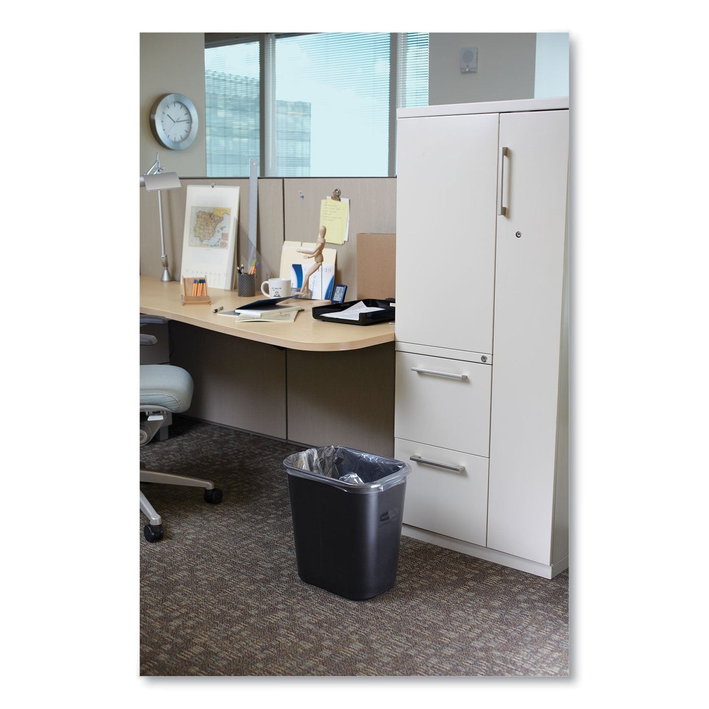 Rubbermaid Deskside Plastic Wastebasket, Rectangular, 7 gal, Black