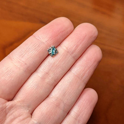 20G 1/4 Blue Gem Rhombus Retro Nose Bone