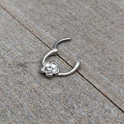 16G 5/16 Clear Gem Sweetheart Flower Cartilage Clicker