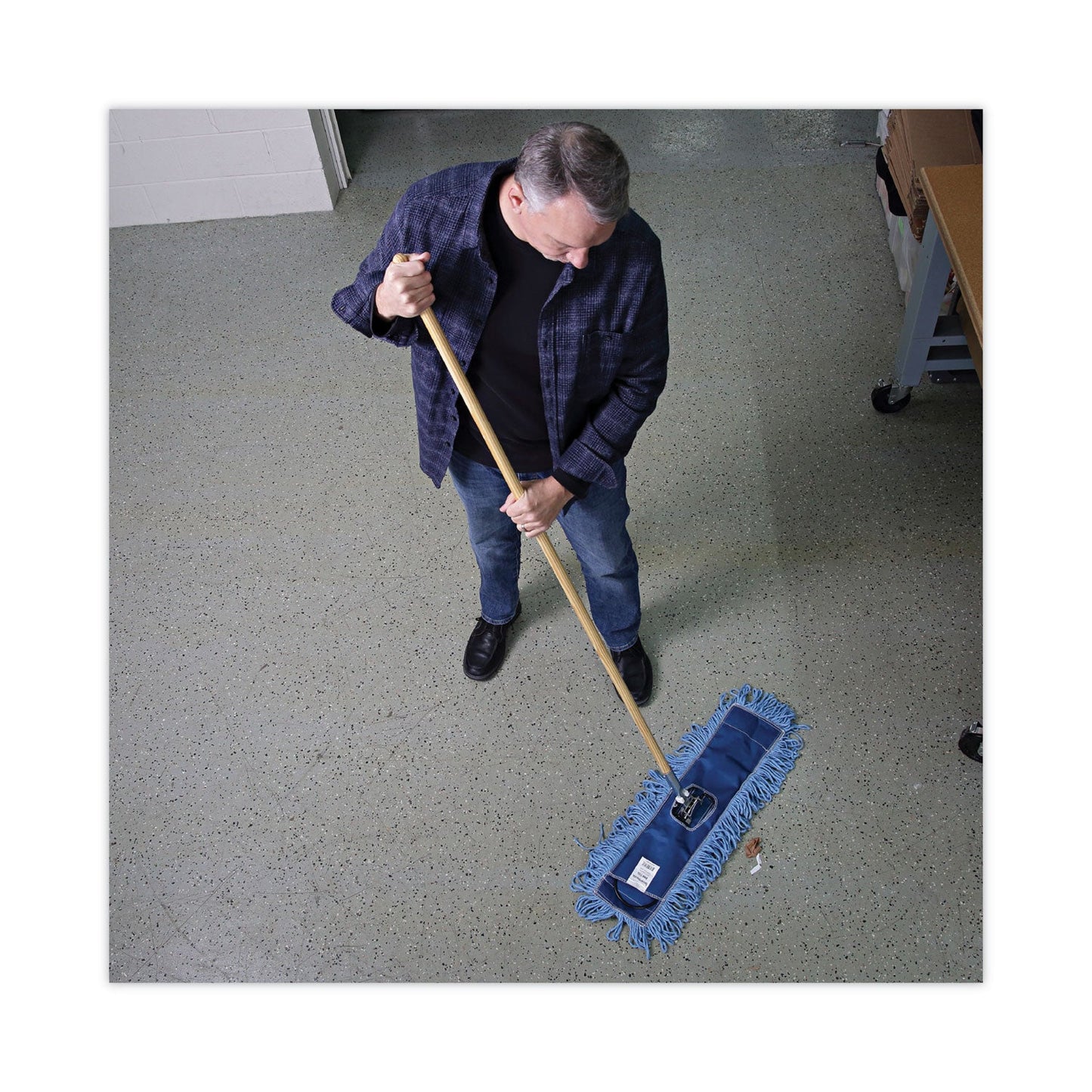 Boardwalk Clip-On Dust Mop Handle, Lacquered Wood, Swivel Head, 1" dia x 60", Natural