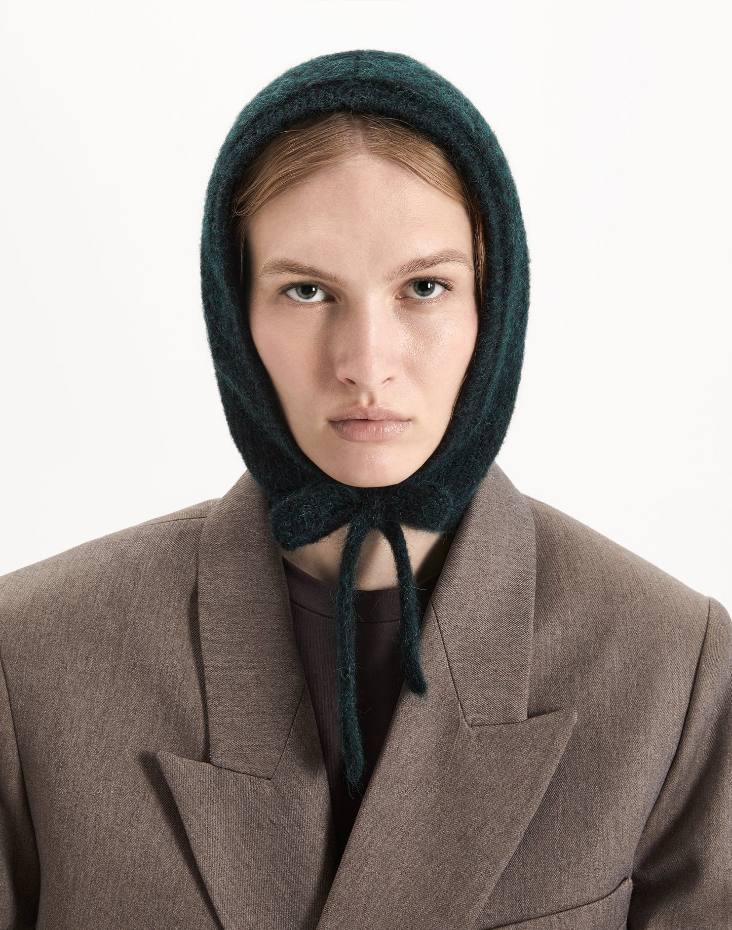Alpaca Wool Tie Balabonnet