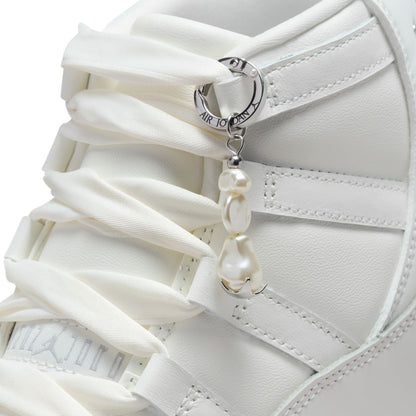 Air Jordan Womens 11 Retro - Pearl