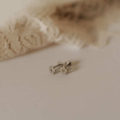 Flower Flat Back Studs