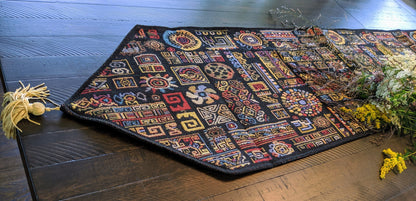 DaDa Bedding Ethnic Ornaments Geometric Black Elegant Woven Tapestry Dining Table Runner (18118)