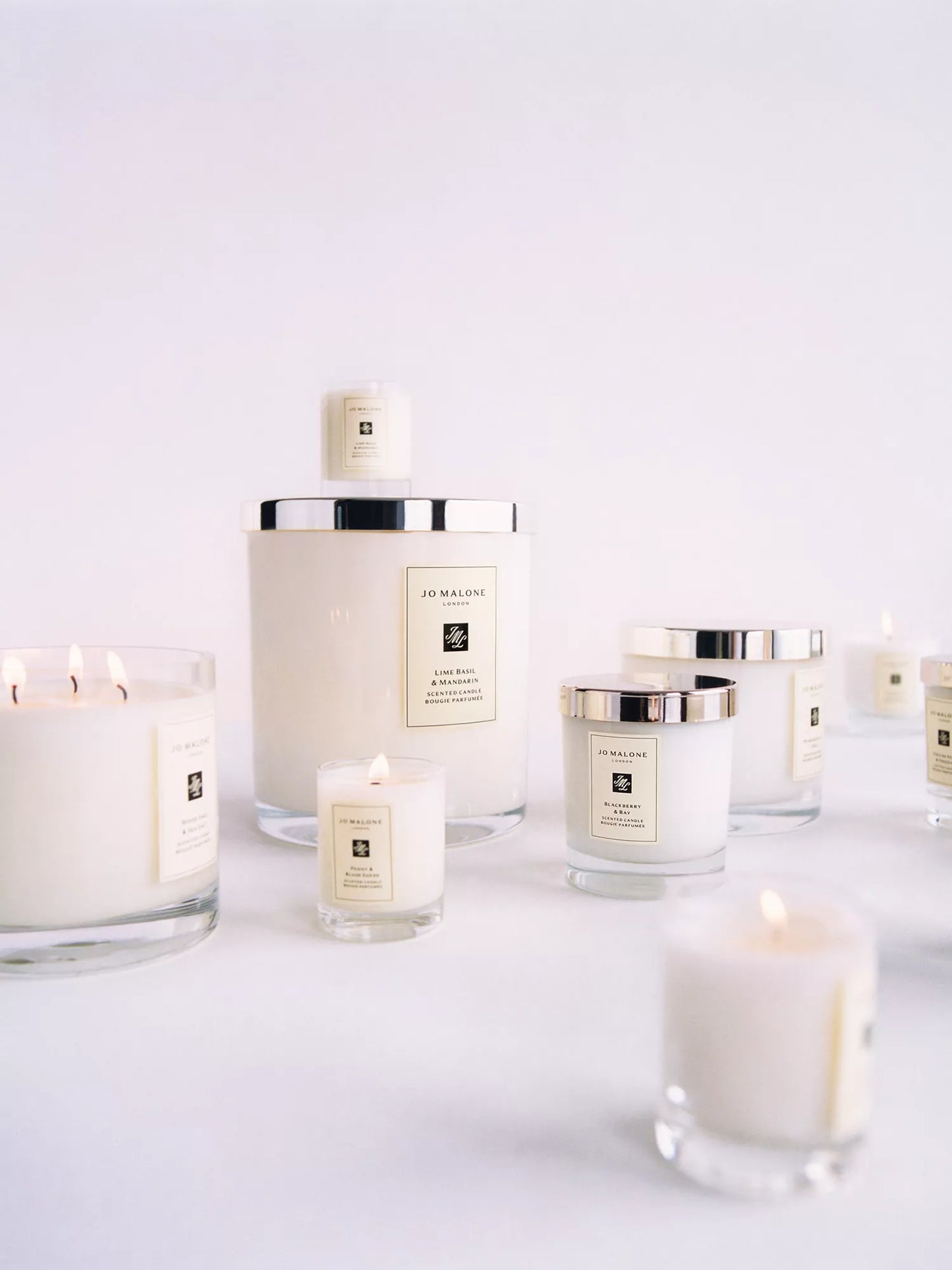 JO MALONE LONDON Wild Bluebell Classic Candle 200g