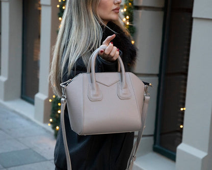 Lorenza Small Women’s Leather Bag – Genuine Leather Handbag for Everyday Elegance | Minimal & Handcrafted