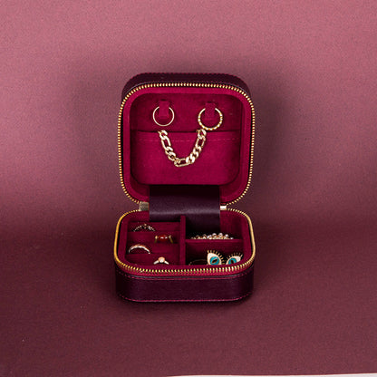 Amanda Leather Jewelry Box, Medium