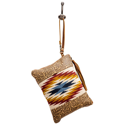 Goldy Pouch