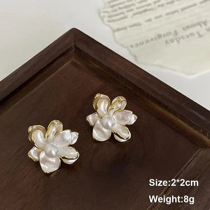White Flower & Butterfly Dangle Earrings – Acrylic Pearl Heart Jewelry