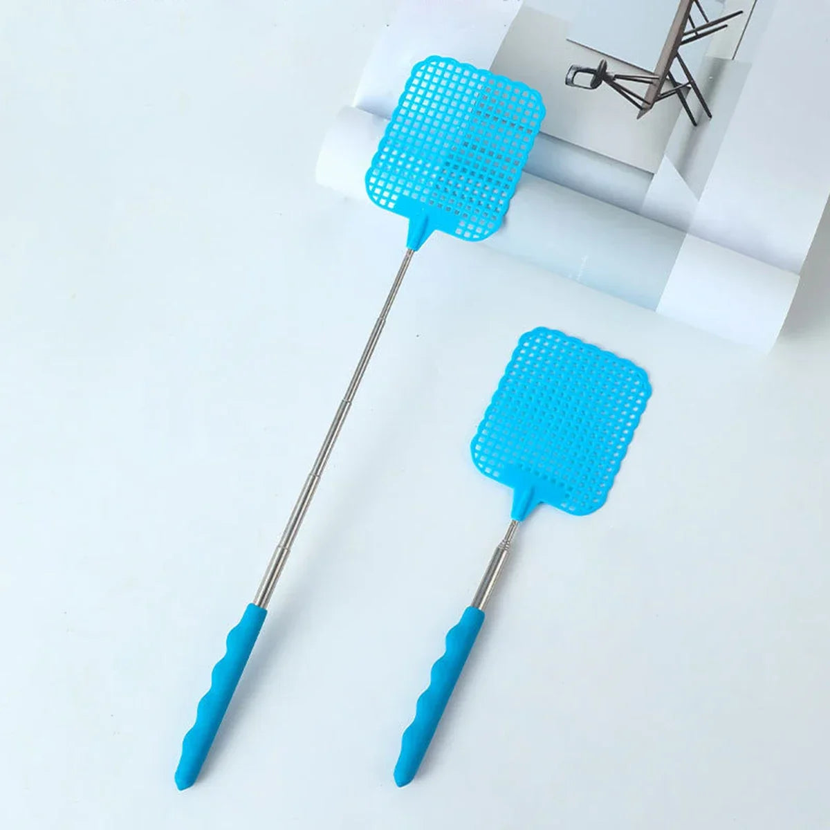 1pc Retractable Fly Swatter | Portable Mosquito Killer for Home, Travel, and Outdoor Use
