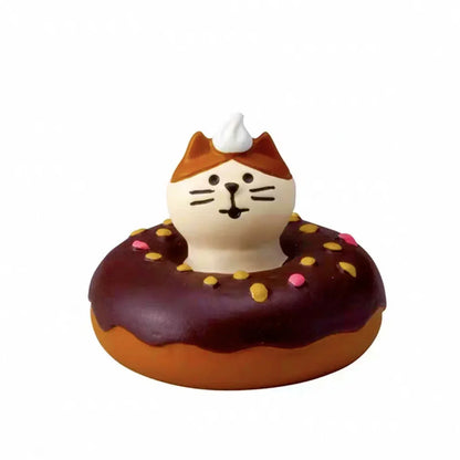 2025 Bread Baking Cake Series Creative Fashion Toy Cat Action Figures Car Interior Desktop Miniatures Resin Ornament Accessories