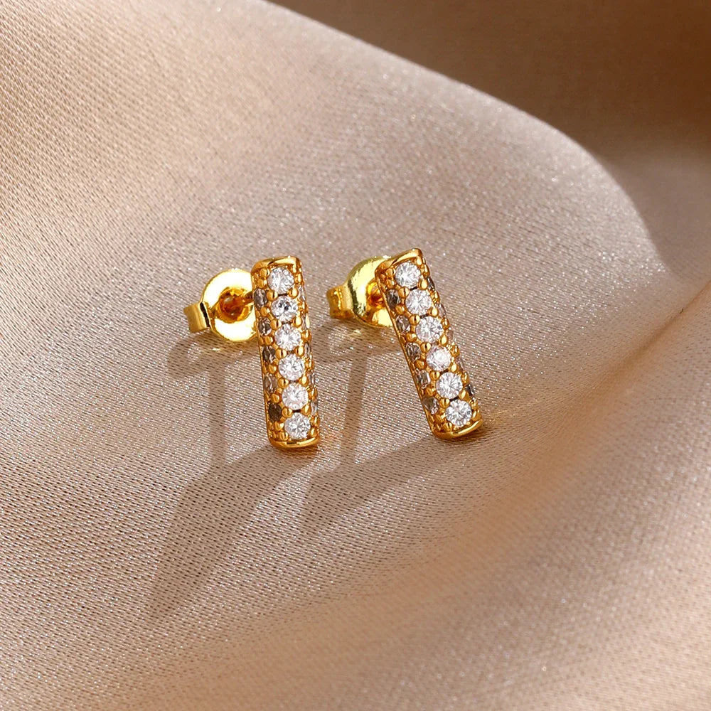 2026 New Fashion Hoop Earrings Set for Women | Ginkgo Leaf Enamel Flower Stud, Cute Crown Heart Zircon Earrings