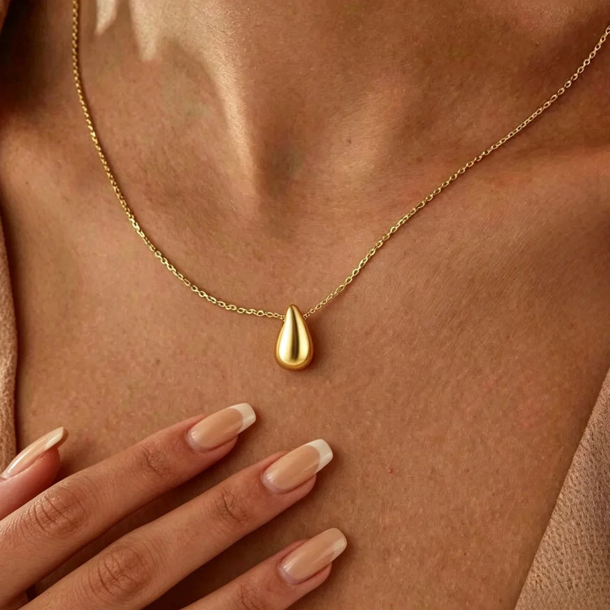 Waterdrop Pendant Necklace | Minimalist Stainless Steel Teardrop Jewelry for Women