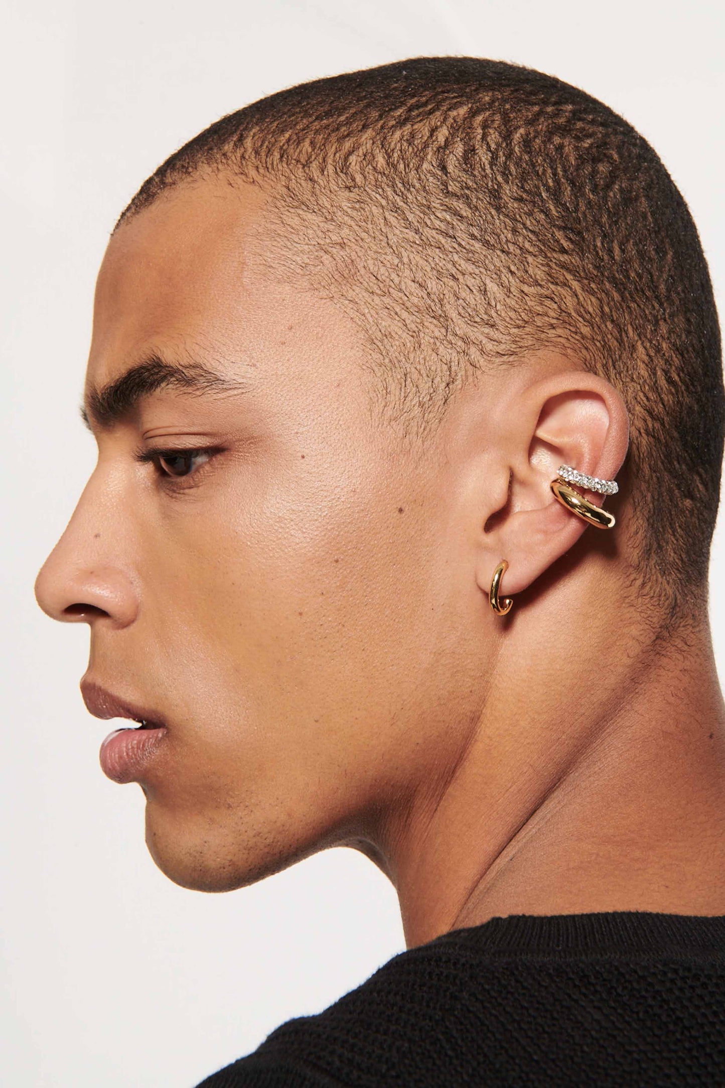 Vida Pave Ear Cuff