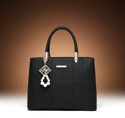 A Charming Women'S Handbag, a Versatile Shoulder Bag Suitable for All Seasons, Perfect as a Mother'S Gift or for Everyday Work.