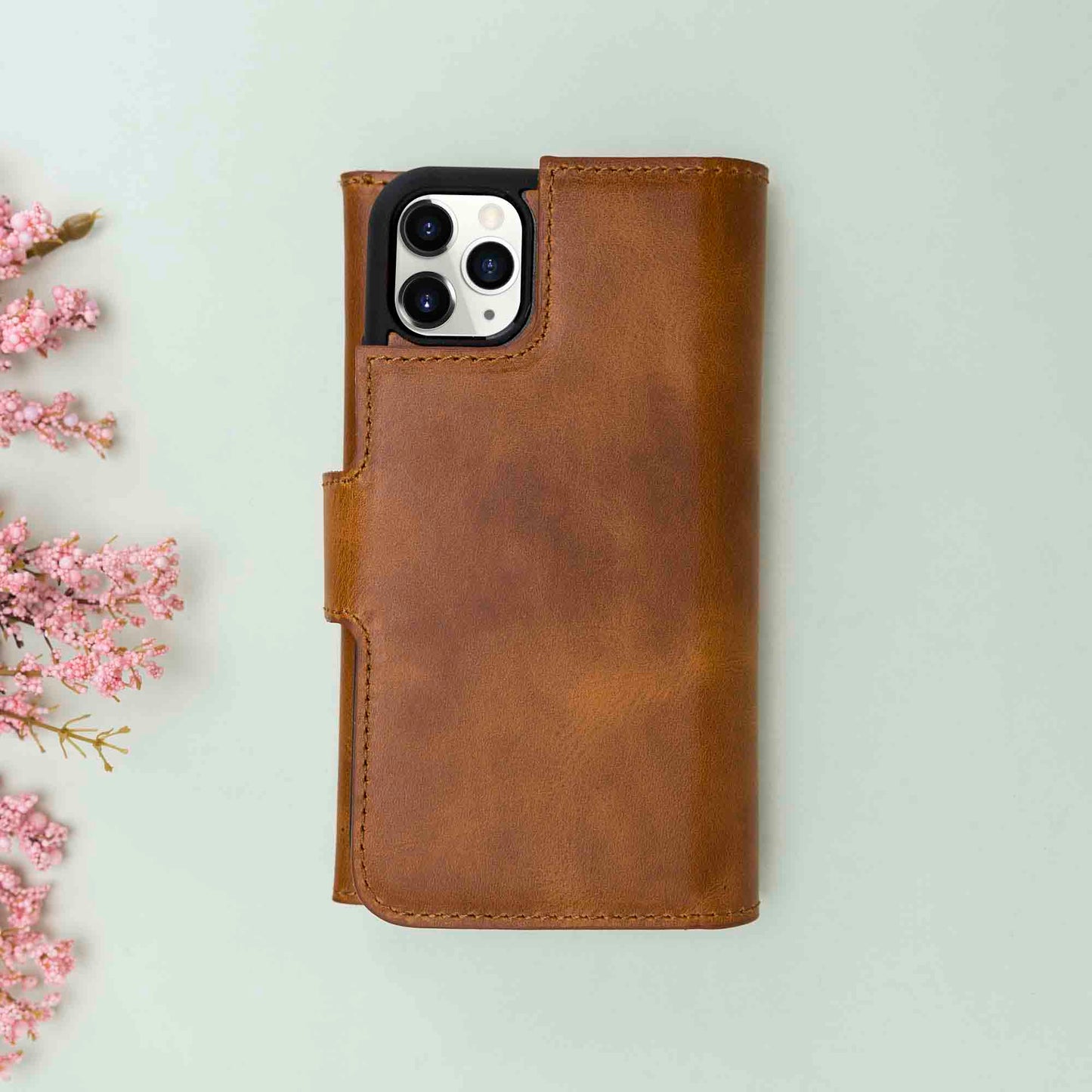 iPhone 11 Pro Leather Wallet Case Detachable RFID – Santa