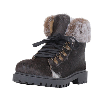 Turbulent Boots