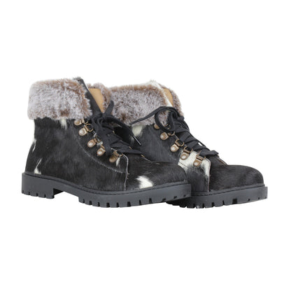 Turbulent Boots