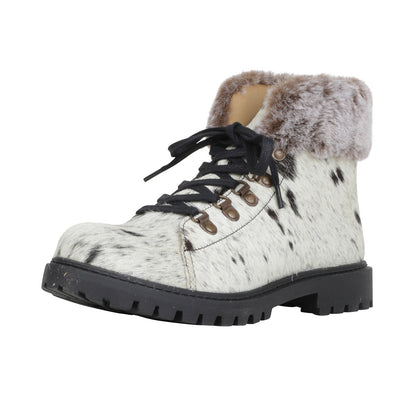 Turbulent Boots
