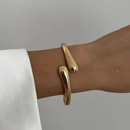 Vintage Punk Quartz Cuff Bangles | Geometric Metal Bracelets for Women and Men