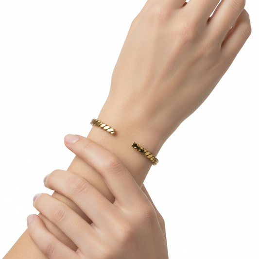 Wide Twisted Brass Cuff Bracelet | Dona